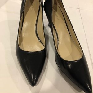 NINE WEST  short pointed black heels with box